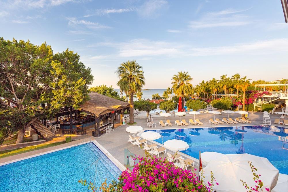 Hotel Justiniano Club Alanya Okurcalar Exterior foto