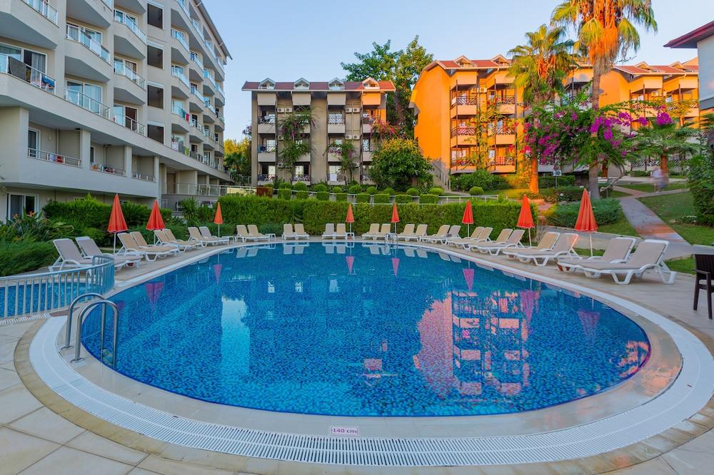 Hotel Justiniano Club Alanya Okurcalar Exterior foto